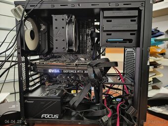 Predam PC skladacku - 2
