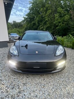 Porsche Panamera 4S 4.8i V8 - 2