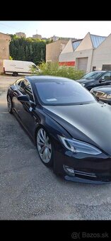 Tesla model S P90D facelift 2017 len na diely v celku - 2