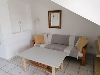 2½ izbový byt s voľnou dispozíciou na Hronskom predmestí - 2