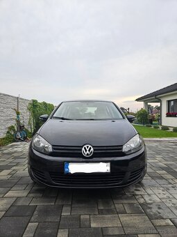 Volkswagen Golf - 2