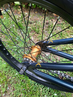 Predam SCOOL XtriX 40 BMX Detský bicykel čierny/zlatý - 2