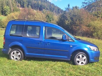 Volkswagen Caddy Life 1.6 Tdi 75 kw rok 9/2011 5 mieste - 2