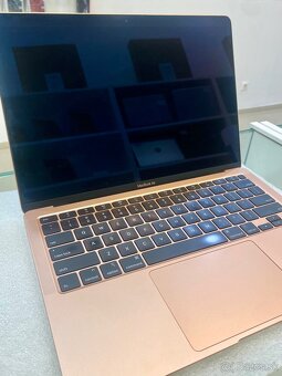 ZÁRUKA | Macbook Air 2020 - 2