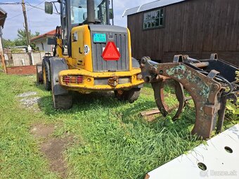JCB 411 - 2