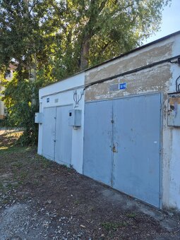 GARÁŽ NA UL.ODBORÁROV V KN. - 2