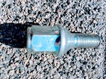 Skrutky kolies Štifty - 2