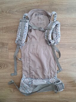 Detský nosič zn. Ergobaby - 2