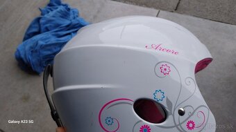 Detská dievčenská lyžiarská prilba - 2