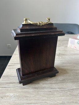 Predam starodavne hodiny - 2