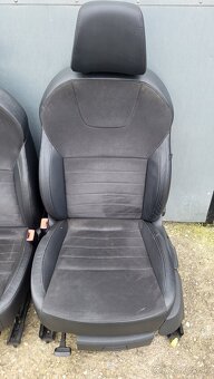 Škoda Octavia 3 kožené sedadlá - 2