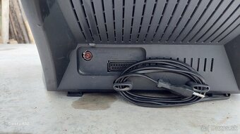 Televízor PHILIPS - 2