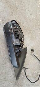 pravé spätné zrkadlo skoda octavia 5e0857933 - 2