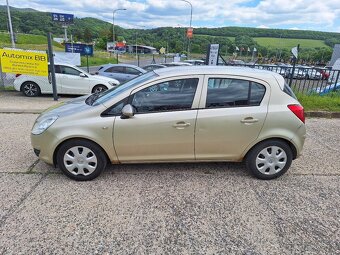 Opel Corsa 1.2 16V Essentia - 2