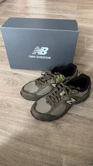 tenisky NEW BALANCE 2002R olive Cordura vans puma - 2