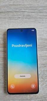 Samsung Galaxy S21 FE - 2