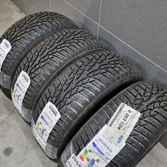 Zimné pneumatiky 205/60 R16 NOKIAN DOT1621 - 2