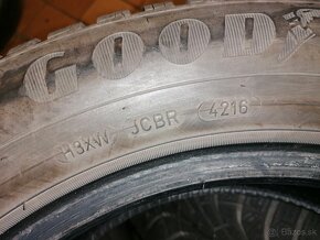 Predam zimne pneu GOODRYDER ULTRAGRIP9205/60R16 - 2