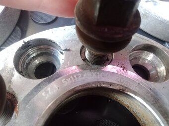 Podložky z 5x112 na 5x100 - 2