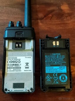 Kenwood ručná rádiostanica UHF - 2