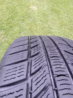 215/65 r17 zimné pneu.6 mm - 2