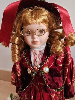 Porcelanova babika - 2