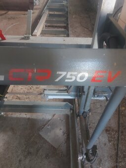 Zánovný gáter CTR 750 EV - 2