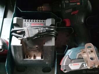 Aku vŕtačka Bosch 35€ - 2