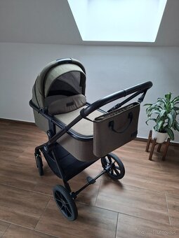 Moon Kočík CLICC 2v1 - machovo zelená - 2