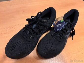 Asics - 2
