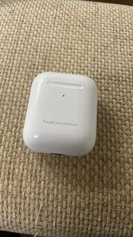 Apple Airpods 2 bezdrátové nabíjanie - 2