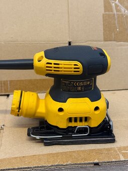 Vibracna Vrútkach Dewalt - 2