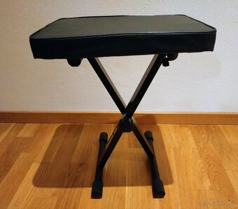 Klavírna stolička - 2