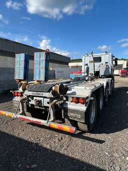 Hakovy nosič kontanerov SCANIA - 2