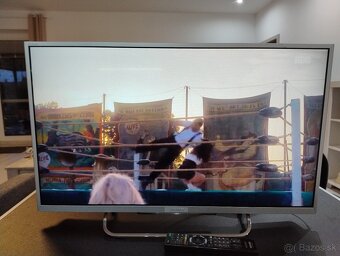 Sony KDL-32W706B - 2