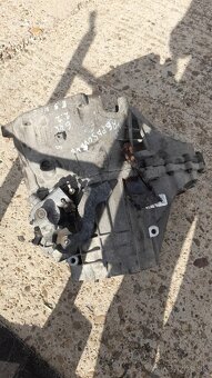 Predám prevodovku na Ford Transit - 2