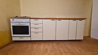 Predám kuchynskú linku 248cm - 2