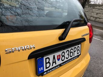Chevrolet spark - 2