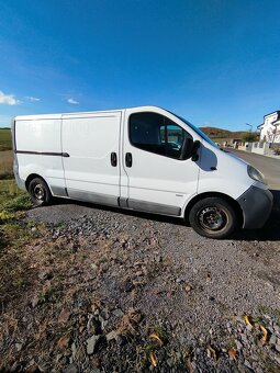 Opel vivaro - 2