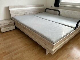 Manželská posteľ + 2x stolík - 2
