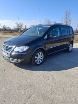 Vw touran 2.0tdi HIGHLINE - 2