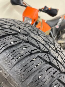 Nokian WR d4 2015/60r17 zimné - 2