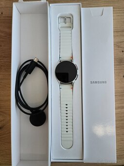 Košice, hodinky Samsung Galaxy watch 7, 40mm LTE - 2