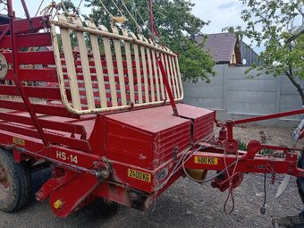 Zberaci voz Krone HS-14 - 2