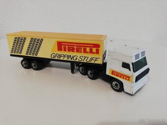 Matchbox Convoy CY-25 - DAF 3300 Space Cab - Pirelli - 2