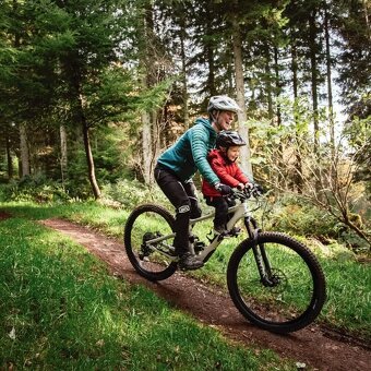 Detské sedlo na bicykel s pedálmi, inštalácia na prednú časť - 2