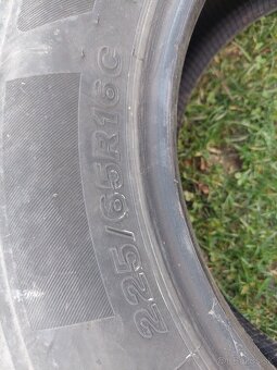 225/65 R16C firestone - 2