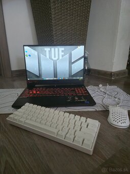 ASUS TUF Gaming F15, RTX 4070, i7-13620H - 2