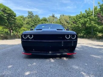 Dodge Challenger 5.7 Hemi V8 Super Track Pack - 2