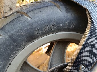 Predné a zadné koleso kompletne na skúter - 2